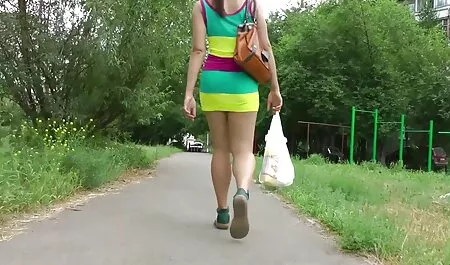 الأولاد افلام سيكس رومانسيه يعطيها النضج ليمارس الجنس معها الشرج.