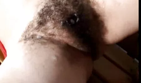شقراء في جوارب حلق افلامسكس رومانسيه لعشاق الإباحية