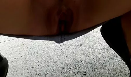 موسكو دون سراويل افلام بورنو رومانسيه يطرح في ملابس داخلية
