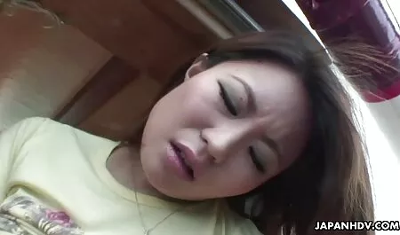 الفتاة الروسية رقيقة افلام سكس رومانسيه طويله ضوء الاستمناء على الطريق