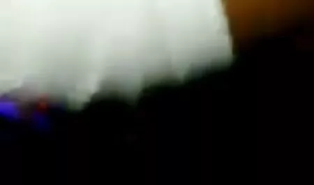 انه افلام رومانسية ساخنة يمتص دسار وشقراء على يخت.