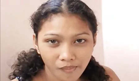 جميلة وصديقها اللعين على السرير افلام سكس قصص رومانسية