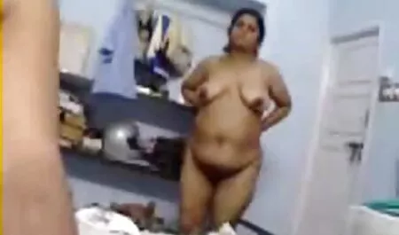 الشيطان يأكل افلام رومانسية سحاق لينة ملاك فتاة